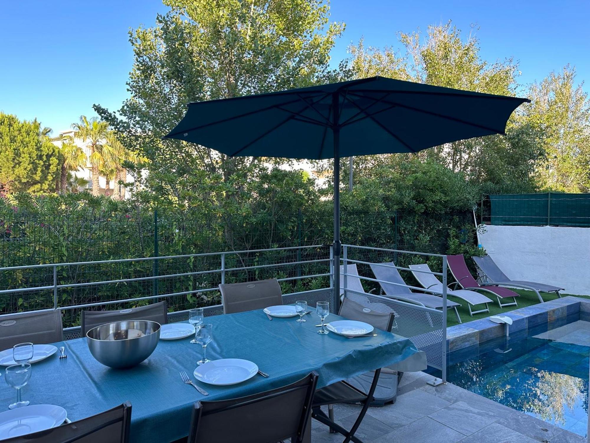 Villa Saona Plage Sete Exterior photo
